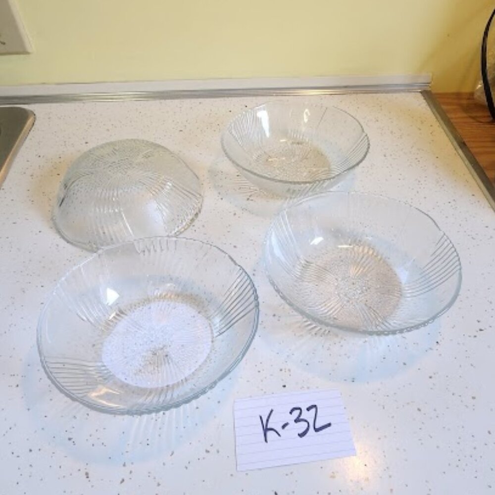 Vintage Libbey Harmony Clear Glass Bowl Set- Sculptured Leaf Bubble Design